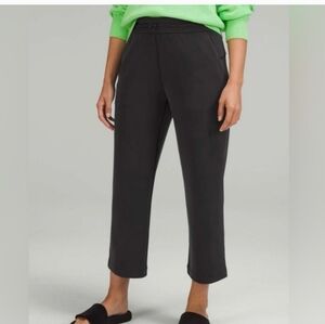 Lululemon Black Softstream High Rise  Cropped Pants Sz 16